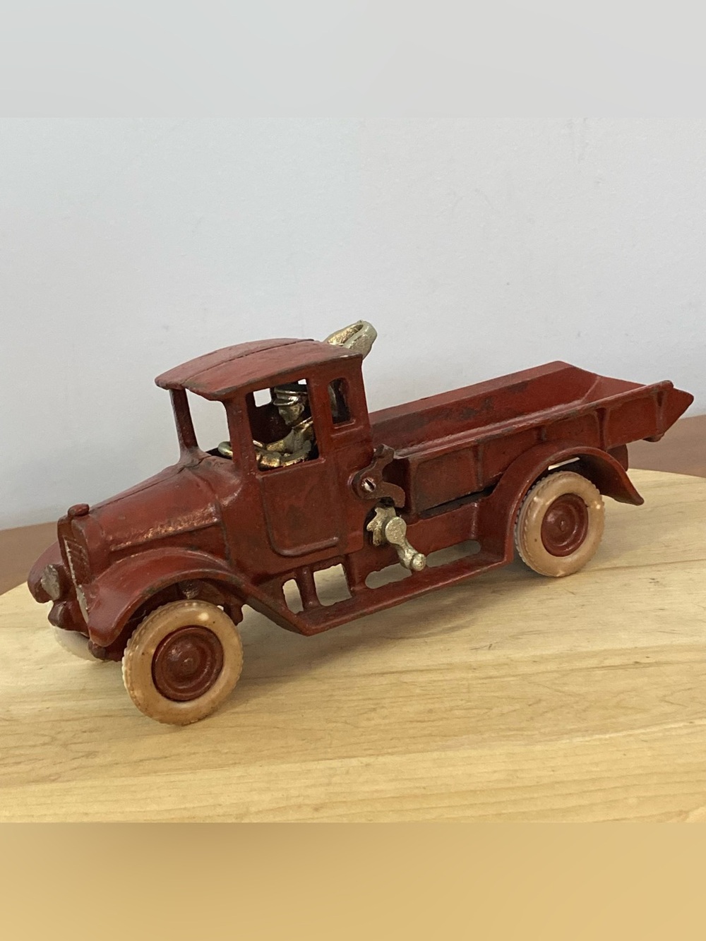 Arcade VTG 20s Cast Iron #211-R Red Baby International Harvester Dump Truck READ